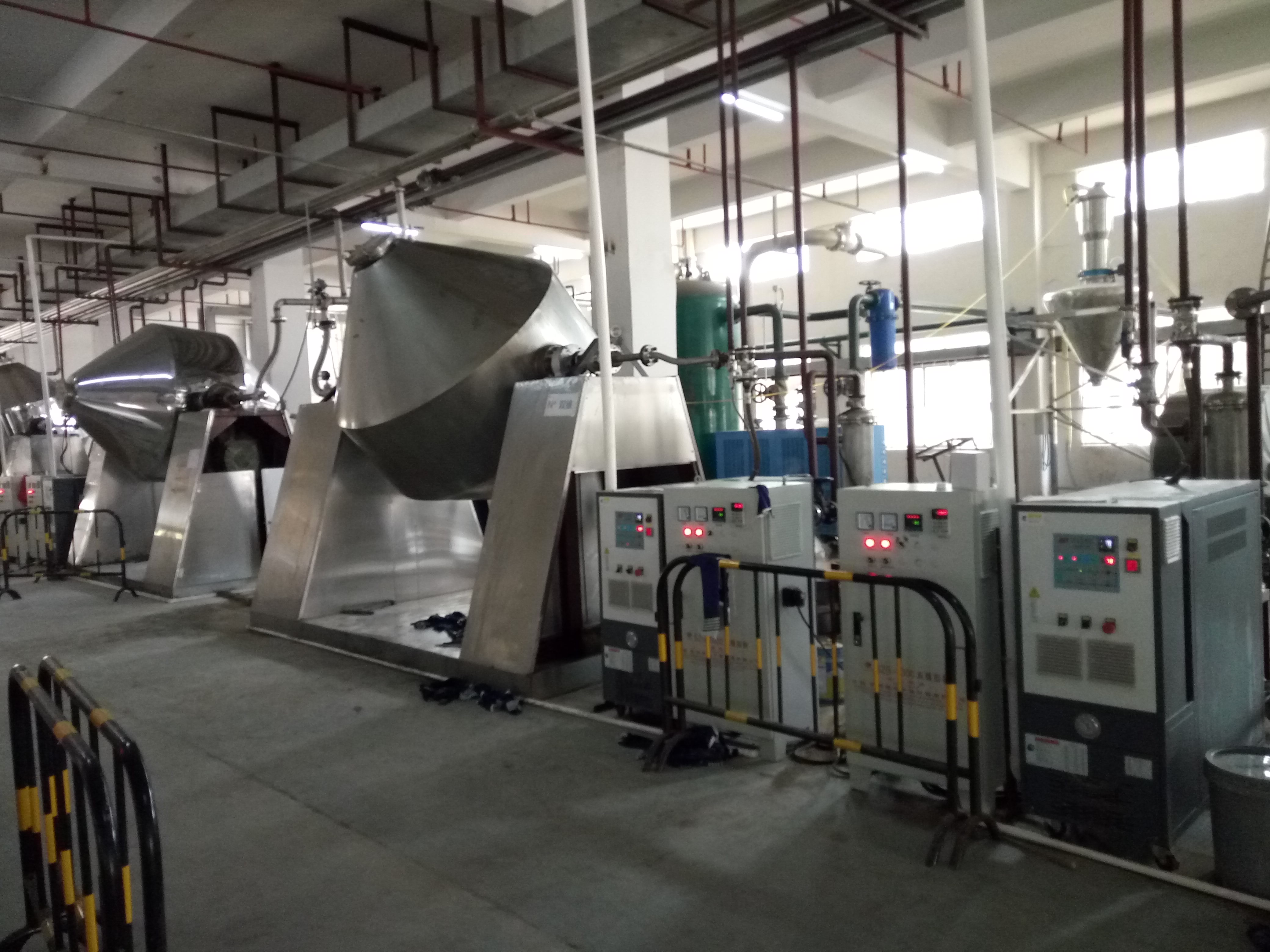 SZG系列雙錐回轉(zhuǎn)真空干燥機(jī)專用導(dǎo)熱油爐 SZG系列雙錐回轉(zhuǎn)真空干燥機(jī)專用導(dǎo)熱油爐